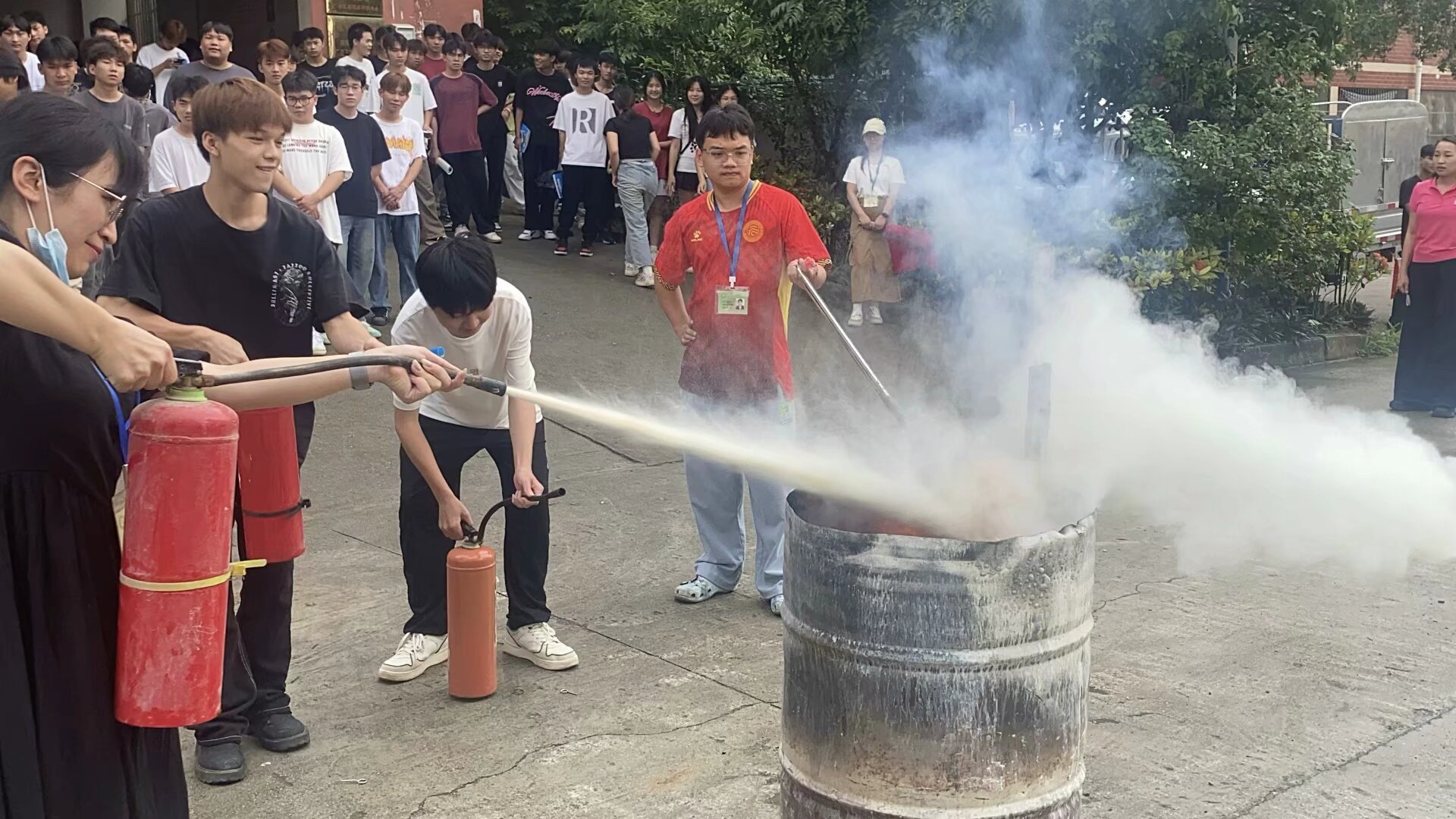 鐵道與航空學院成功開展實驗實訓室突